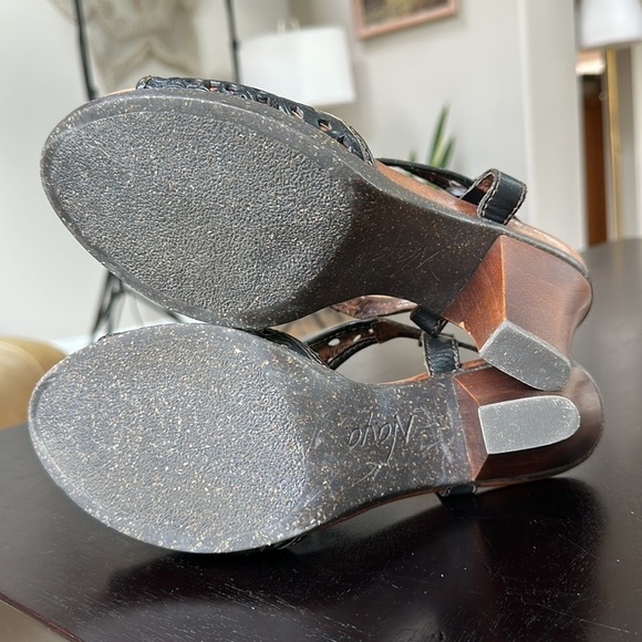 Naya Brand Boho Black Laser Cut Leather Block Heeled Sandals SZ 9 - Picture 10 of 13